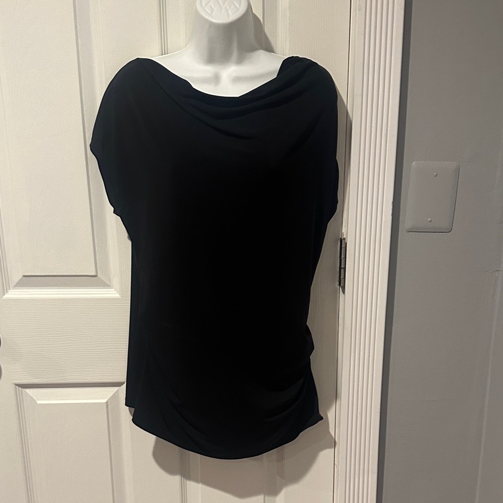 Chic Black Women's Blouse with Keyhole Detail